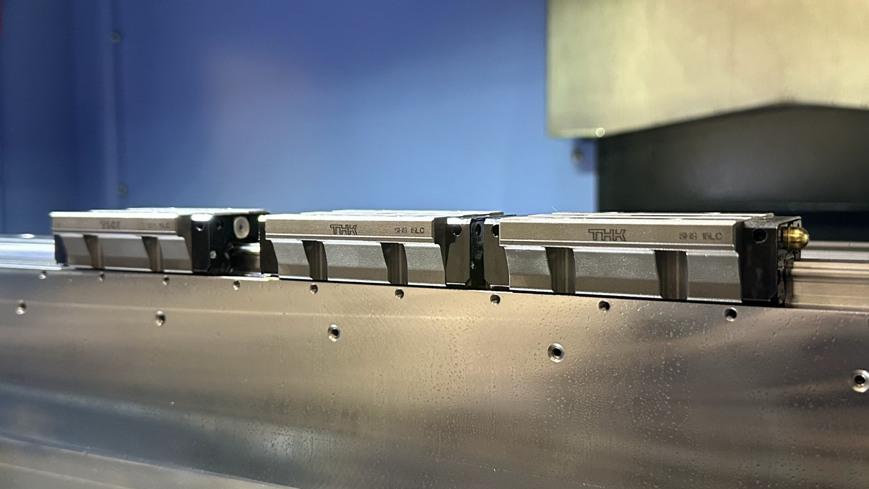 THK linear rail guides on Samurai 220H